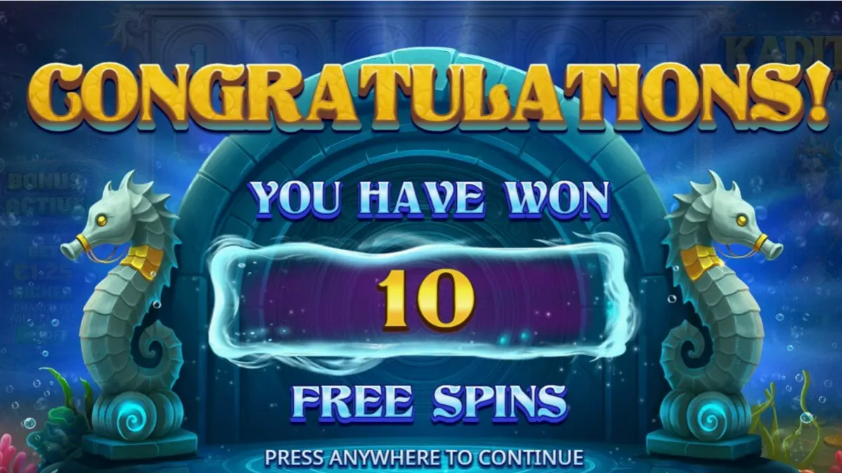 Visual vibrante da deusa Kadita em um cenário subaquático no slot Kadita Ocean Fury